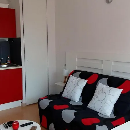 Avec Piscine, Salle De Sport Et Proche - Cap D'agde - Fr-1-249-217 Apartment